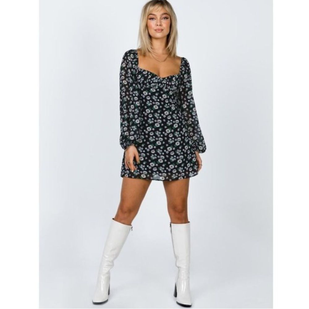 Princess Polly Delaney Daisy Print Floral Mini Dress 6 NWOT